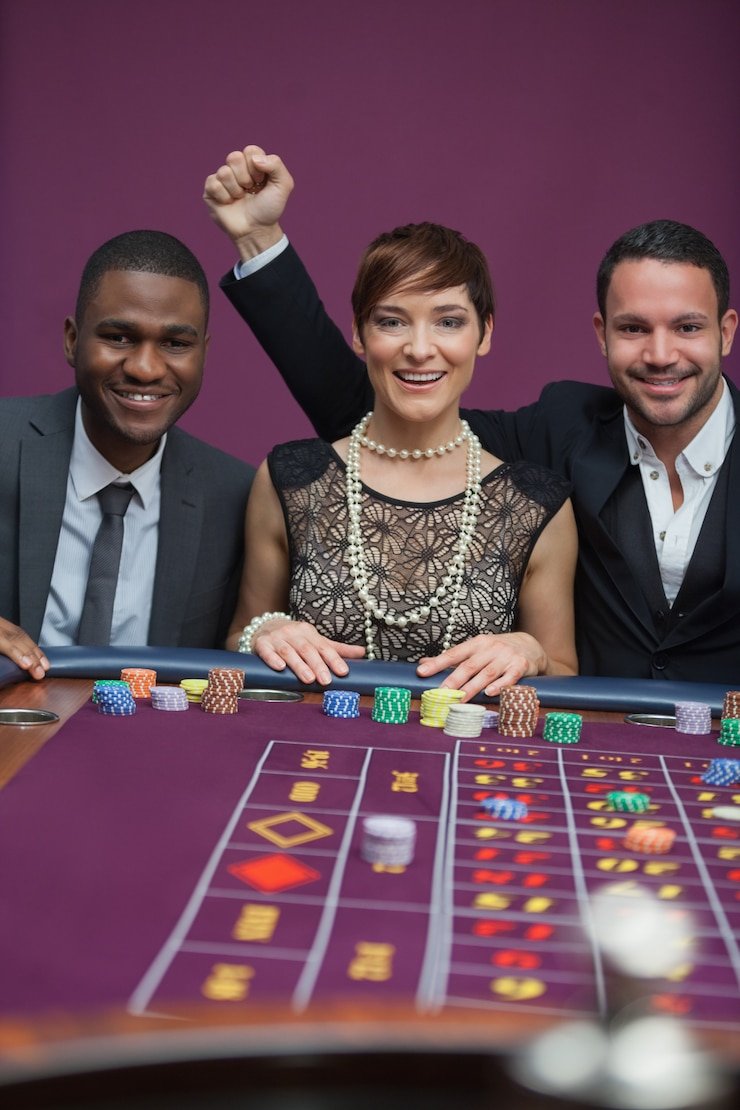 panen100 login Hongkong Pools live blackjack table with professional dealer and HD multi-angle feed